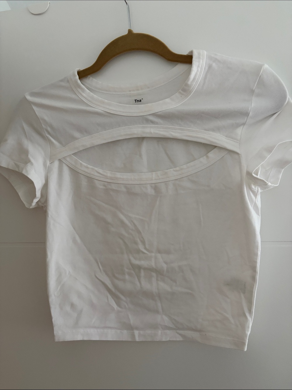 Aritzia White Short Sleeve Tee with Front Cutout - Picture 5 of 5